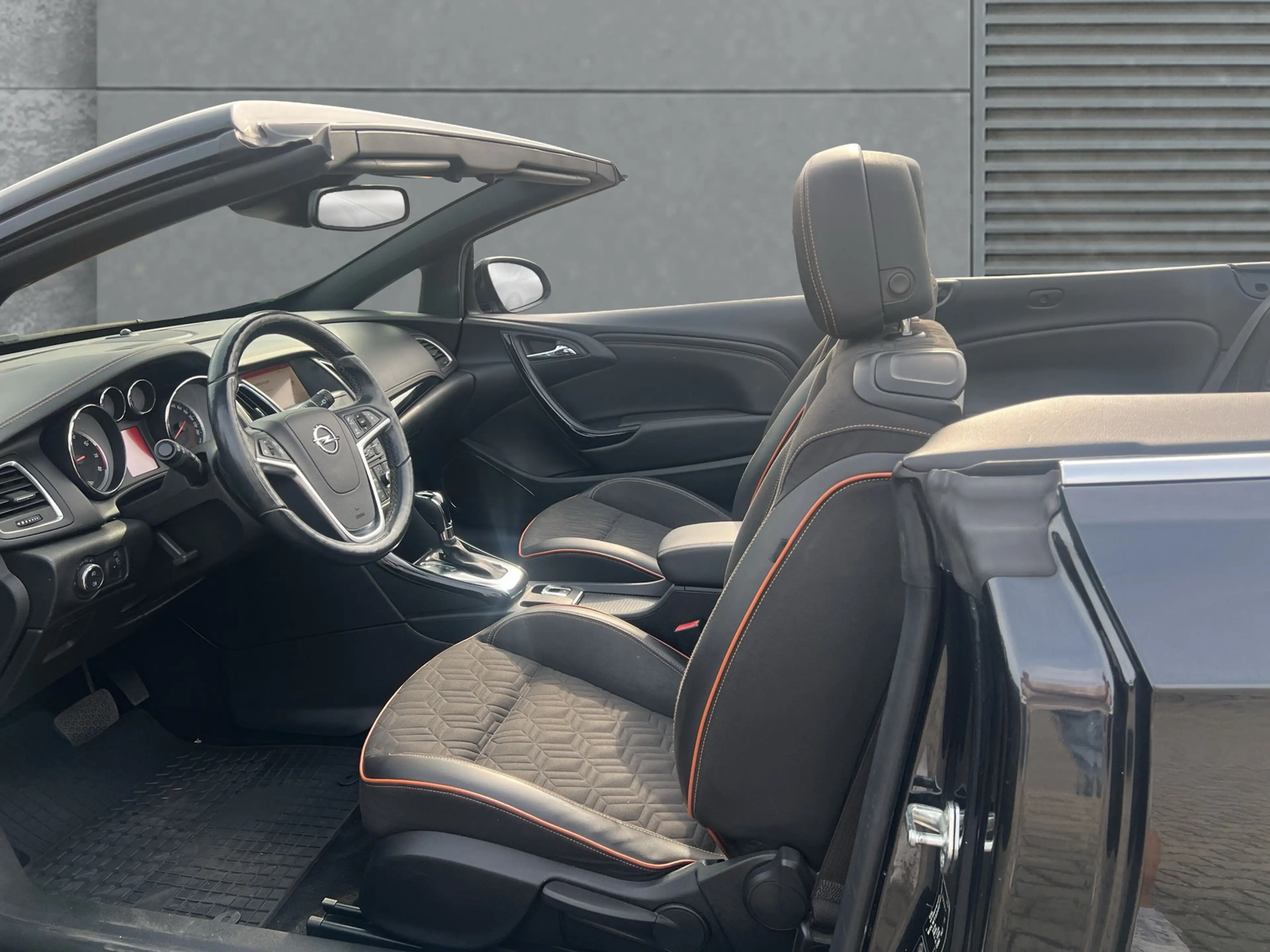 Opel Cascada Innovation, Auto, Xenon, Navi, Sportsitze — photo 5