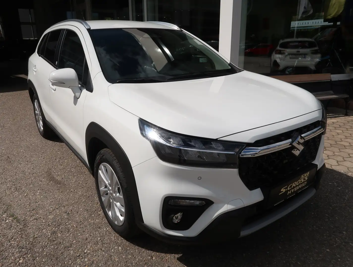 Suzuki S-Cross 1,5 Strong Hybrid ALLGRIP 6AGS shine Aut. Weiß - 2