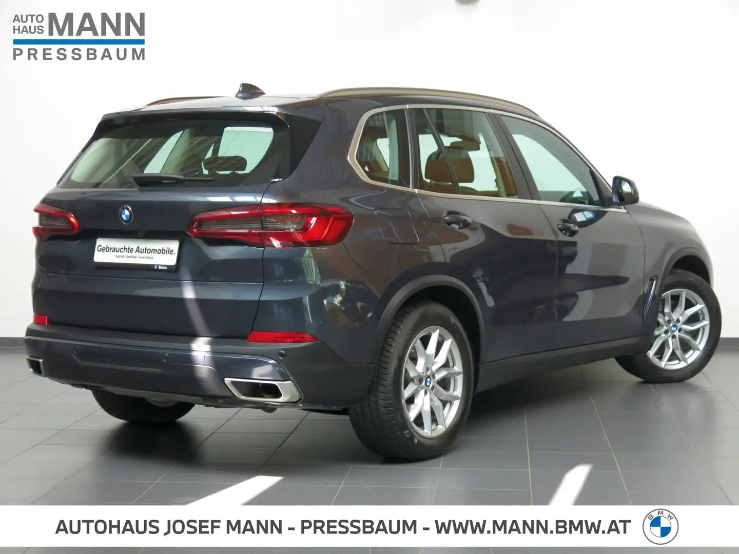 BMW X5 xDrive30d AHK, Aktivlenkung, Komfortsitze, Glasdach Grau - 2