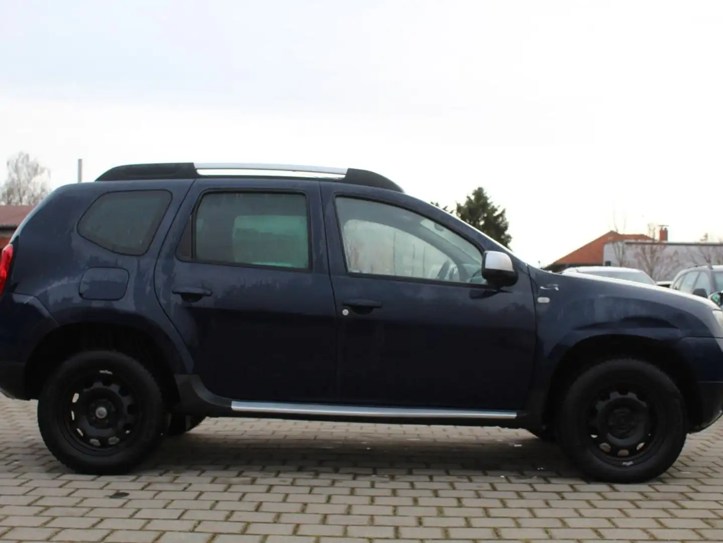 Dacia Duster 1.6 16V 4x2 LPG Prestige Blau - 2