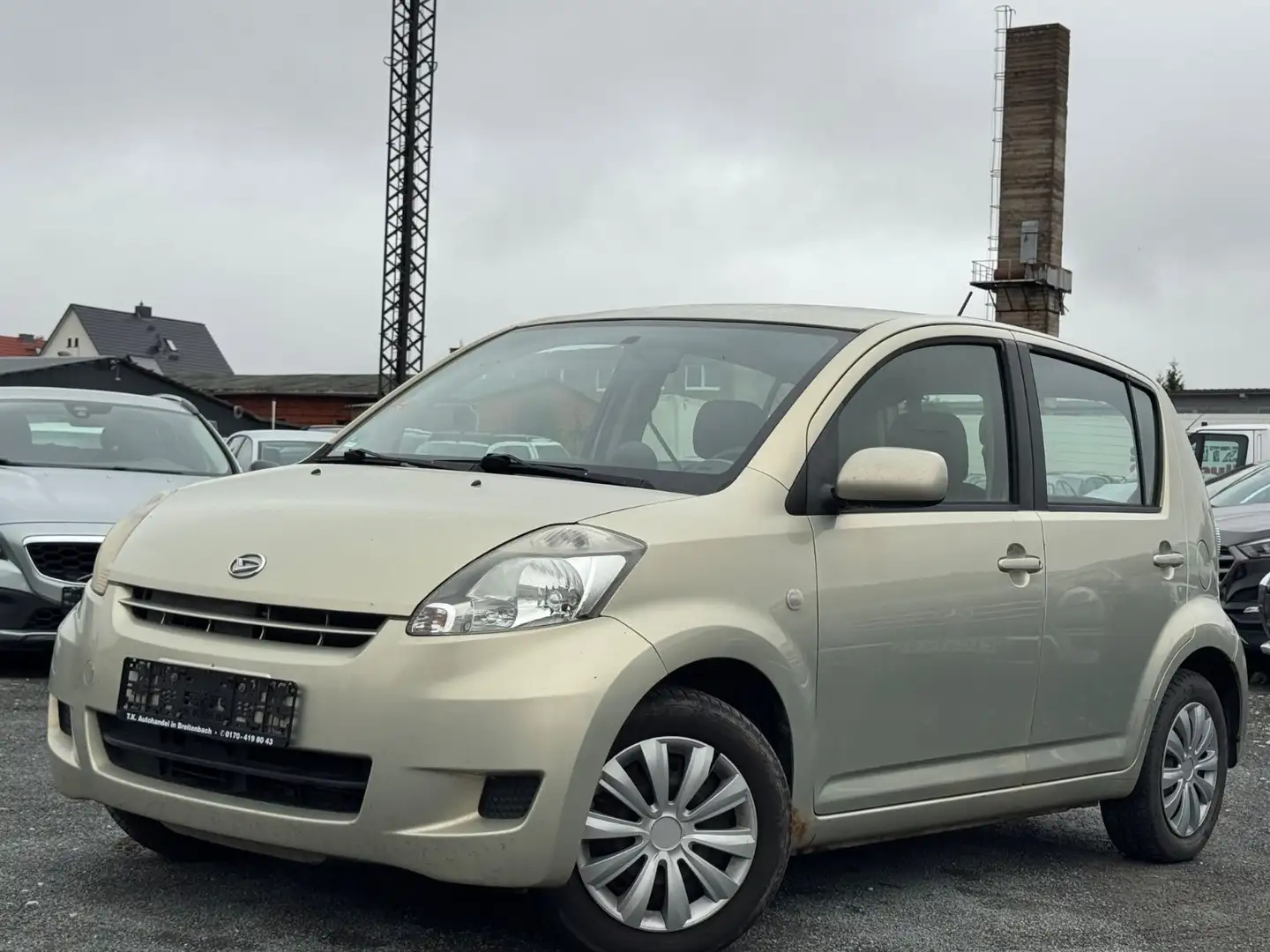 Daihatsu Sirion /KLIMA Gelb - 1