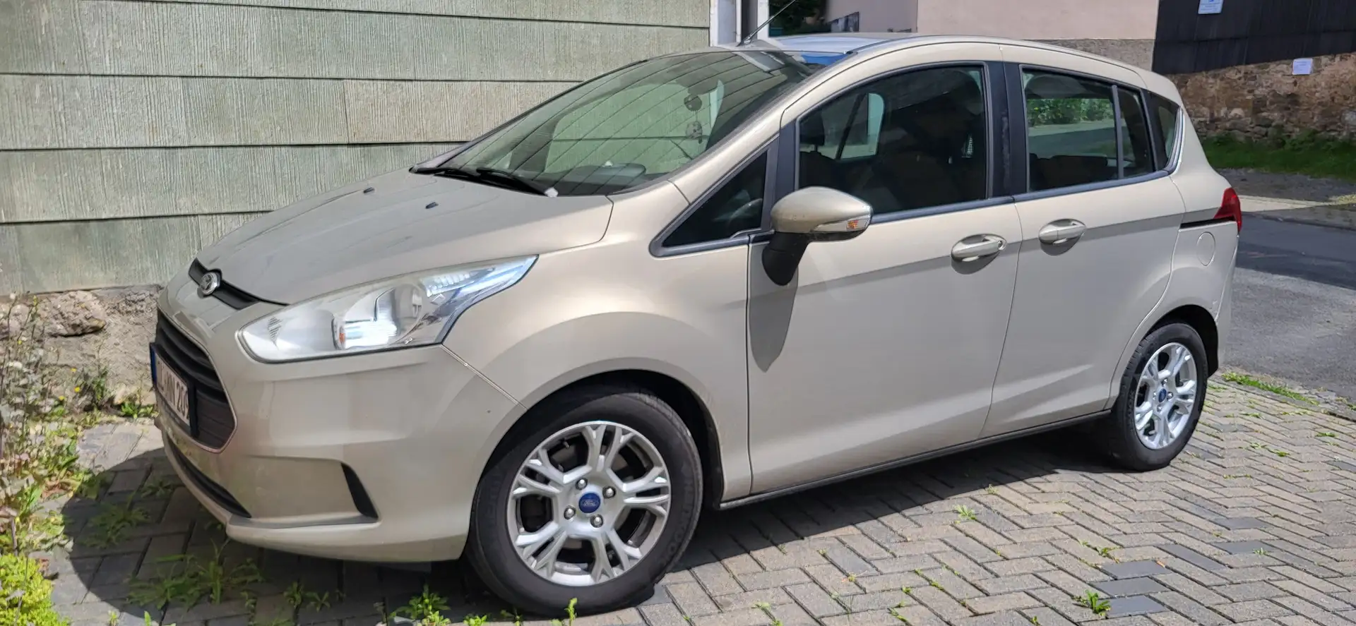 Ford B-Max B-MAX 1.0 EcoBoost SYNC Edition Grau - 2