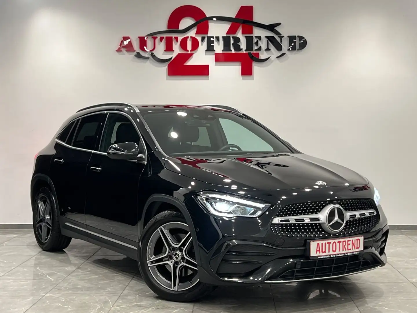 Mercedes-Benz GLA 220 d AMG-LINE KAMERA+AHK+LED+NAVI Fekete - 2