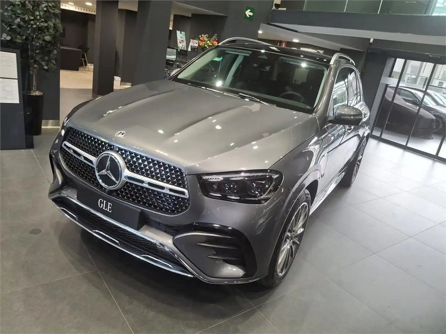 Mercedes-Benz GLE 350 de 4MATIC - 1