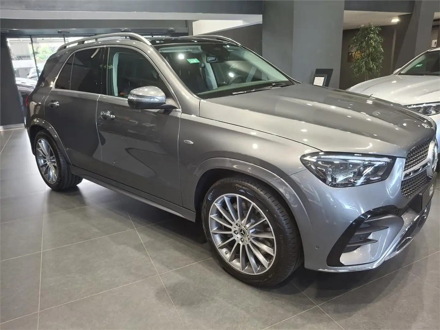 Mercedes-Benz GLE 350 de 4MATIC - 2