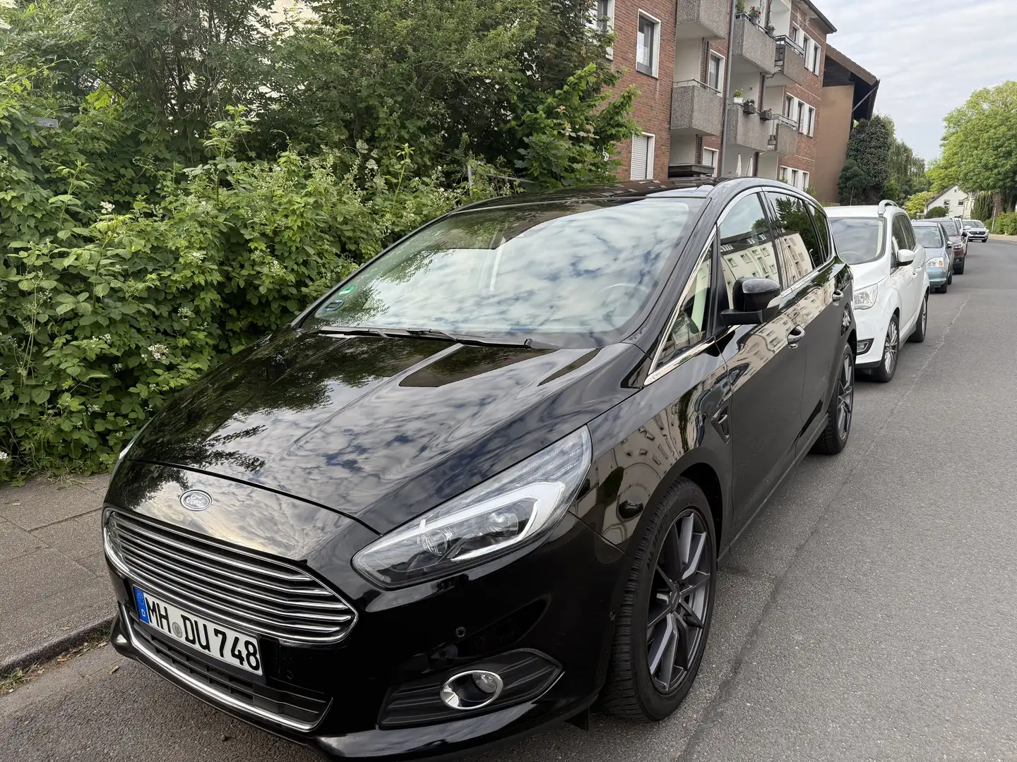 Ford S-Max 2.0 EcoBlue Bi-Turbo Aut. Titanium - 1