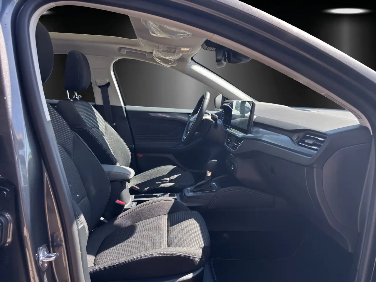 Ford Focus Active X Pano Dach B&O Winter Pak. LED Mat 8