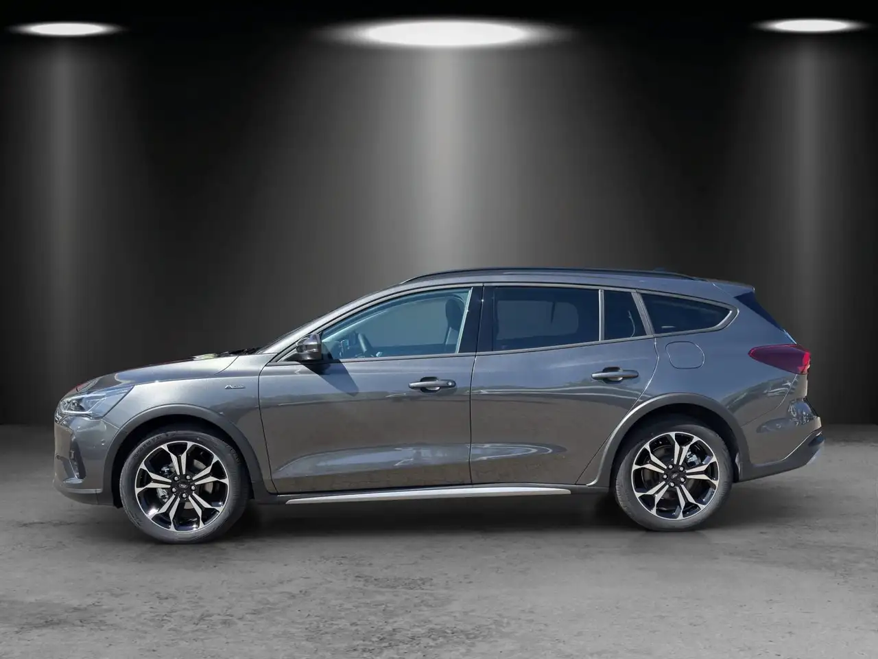 Ford Focus Active X Pano Dach B&O Winter Pak. LED Mat 2