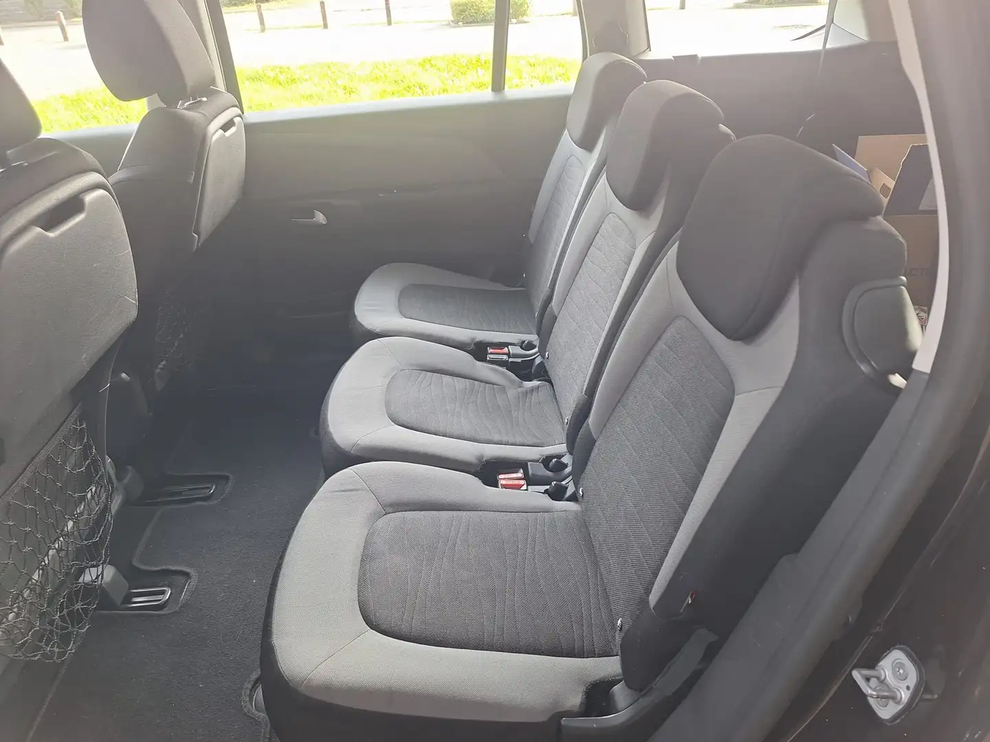 Citroen C4 Picasso C4 Picasso 1.6 e-HDi Exclusive Zwart - 1