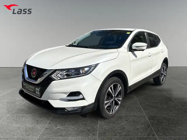 Nissan Qashqai view 2