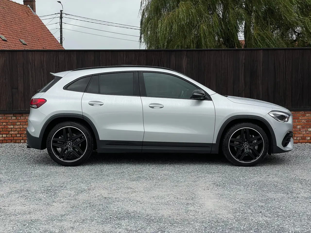 Mercedes-Benz GLA 45 AMG 4-matic+/pano/hud/burmester/keyless/led/387pk/lichte vracht — foto 6