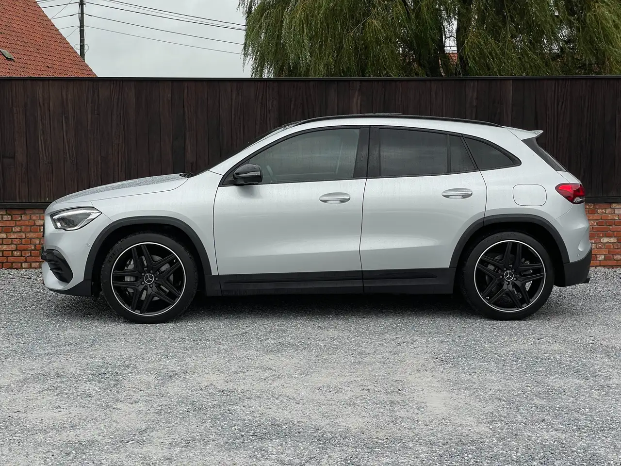 Mercedes-Benz GLA 45 AMG 4-matic+/pano/hud/burmester/keyless/led/387pk/lichte vracht — foto 5