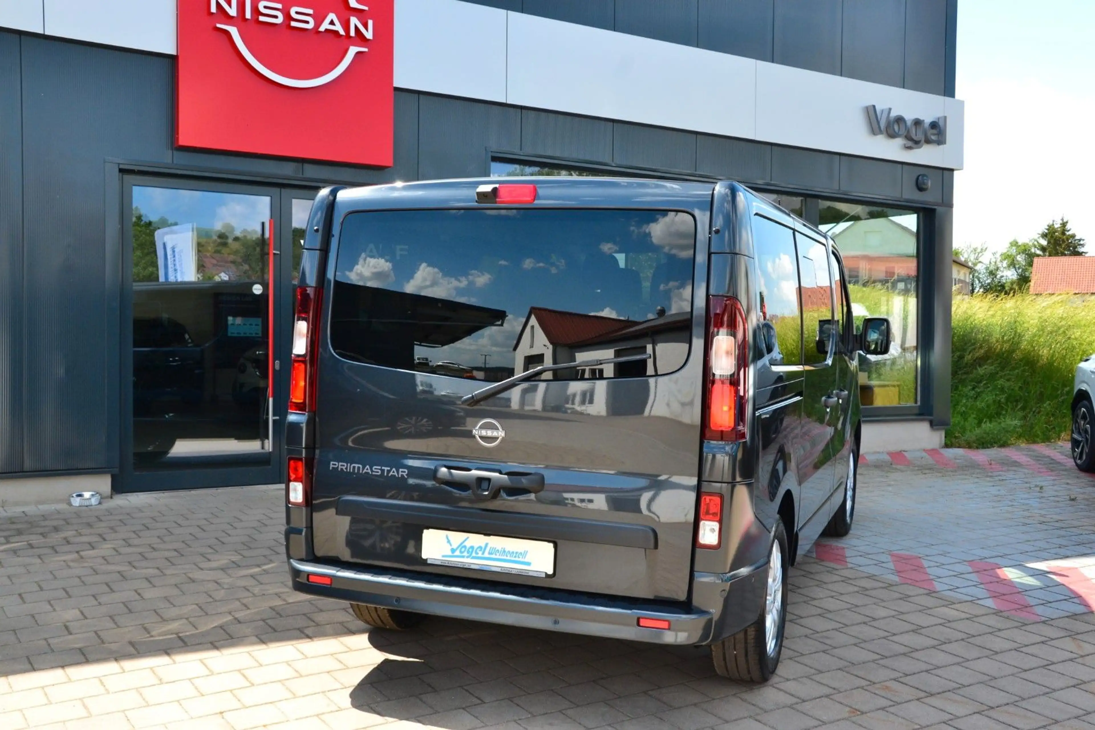 Nissan Primastar Kombi L1H1 2,8t dCi Tekna — photo 12