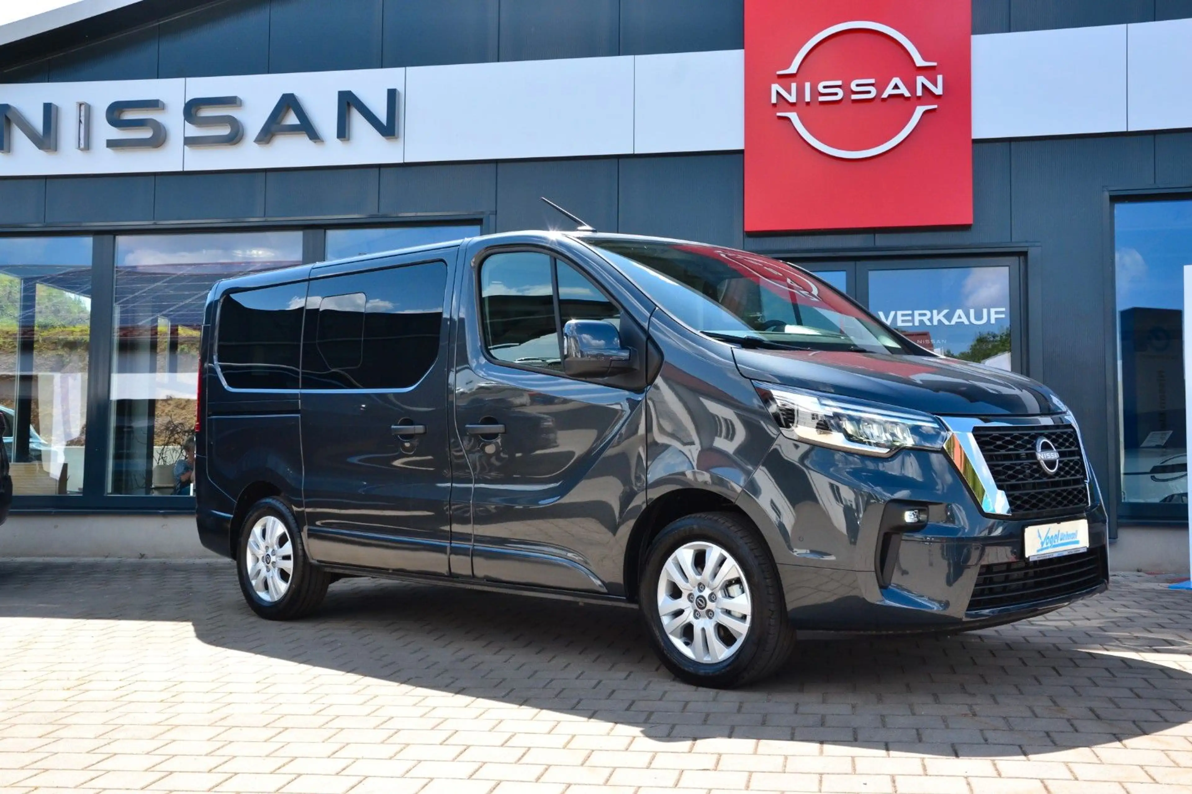 Nissan Primastar Kombi L1H1 2,8t dCi Tekna — photo 6
