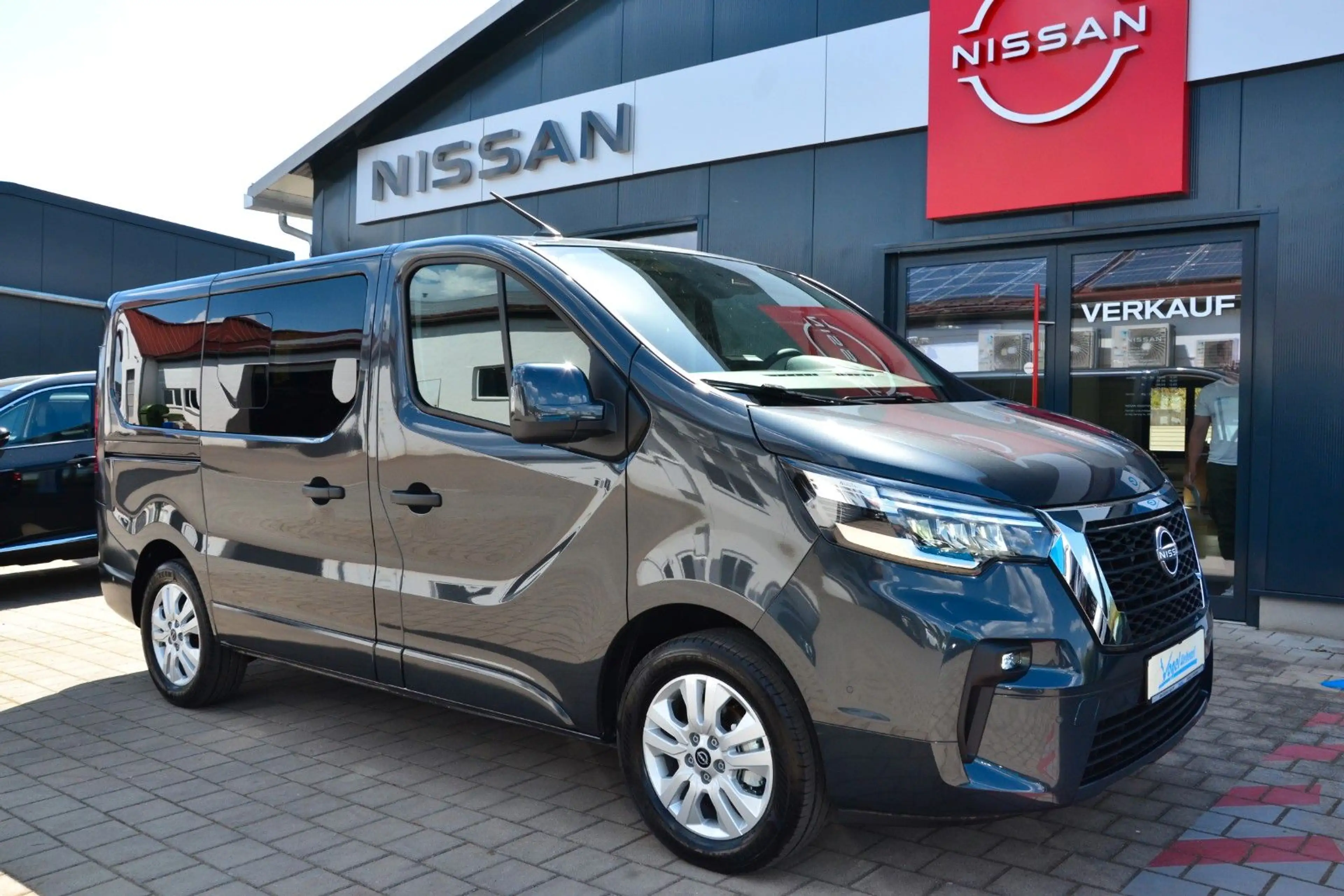 Nissan Primastar Kombi L1H1 2,8t dCi Tekna — photo 5