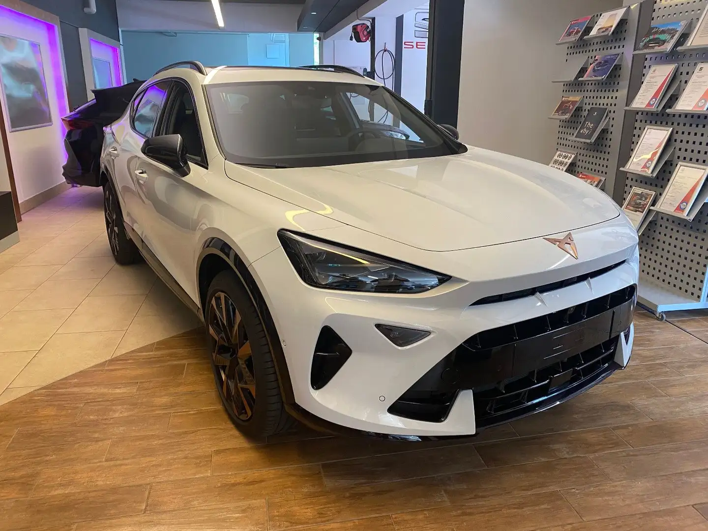 CUPRA Formentor 150kW 4Drive DSG +Pano+Matrix+TopView+ Blanc - 2