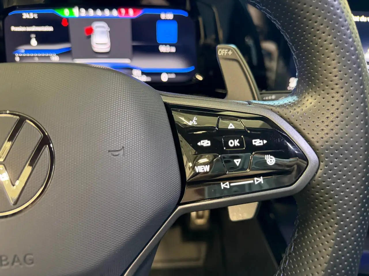 Volkswagen Golf R снимка Volkswagen Golf R