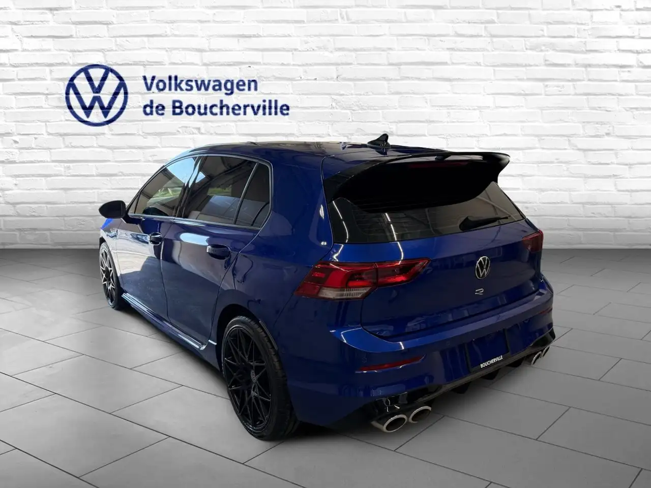 Volkswagen Golf R снимка Volkswagen Golf R