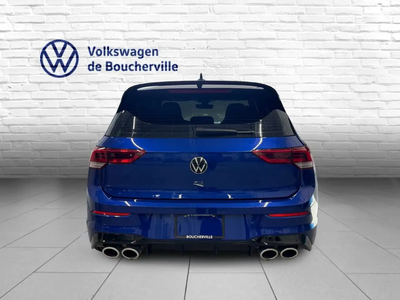Volkswagen Golf R снимка Volkswagen Golf R