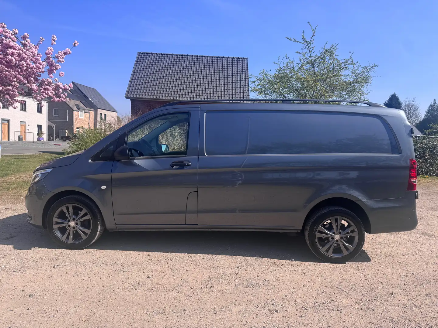 Mercedes-Benz Vito Vito 114 CDI Lang HA Aut. Gris - 2