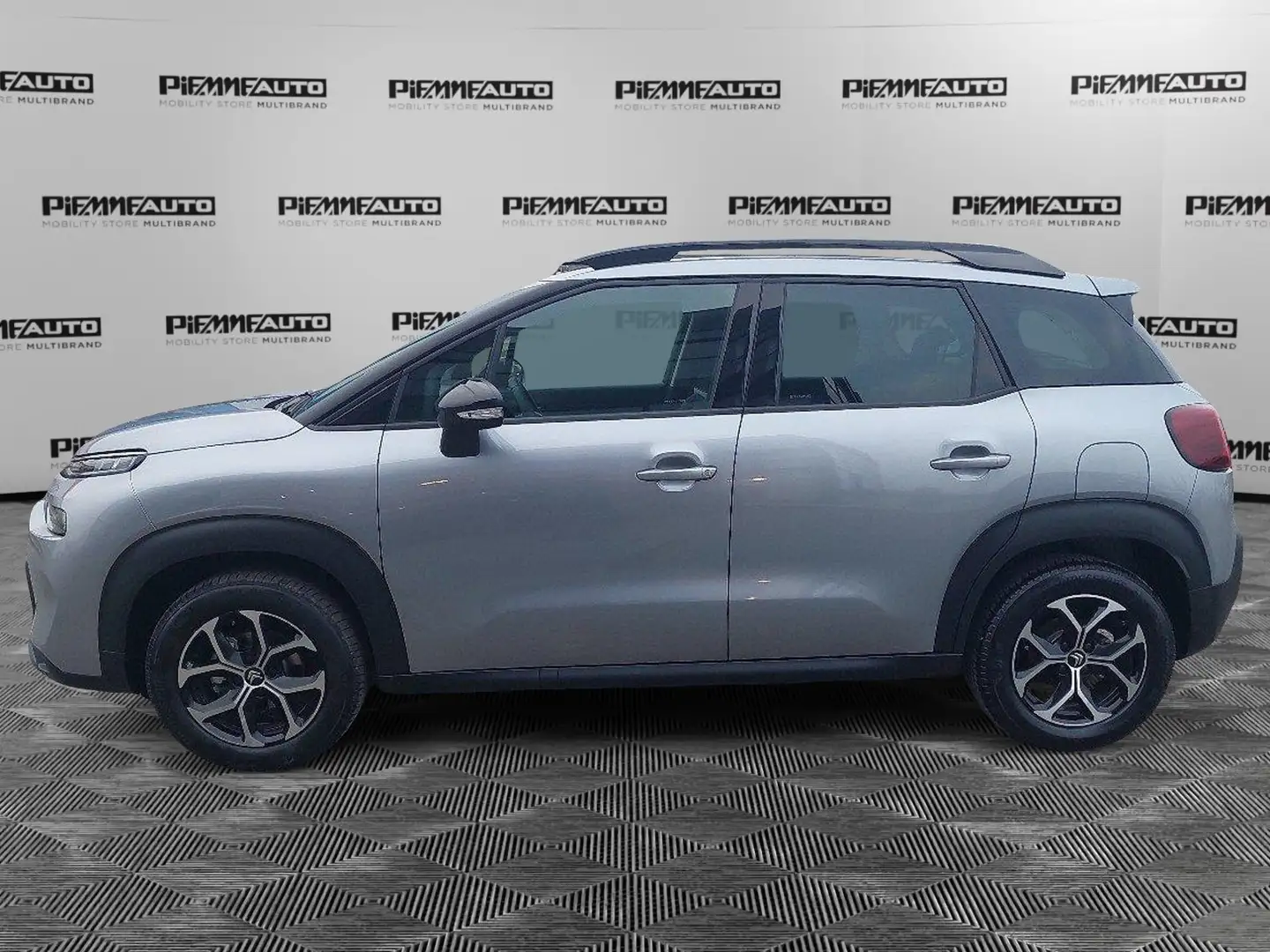 Citroen C3 Aircross BlueHDi 110 S&S Plus Gris - 2