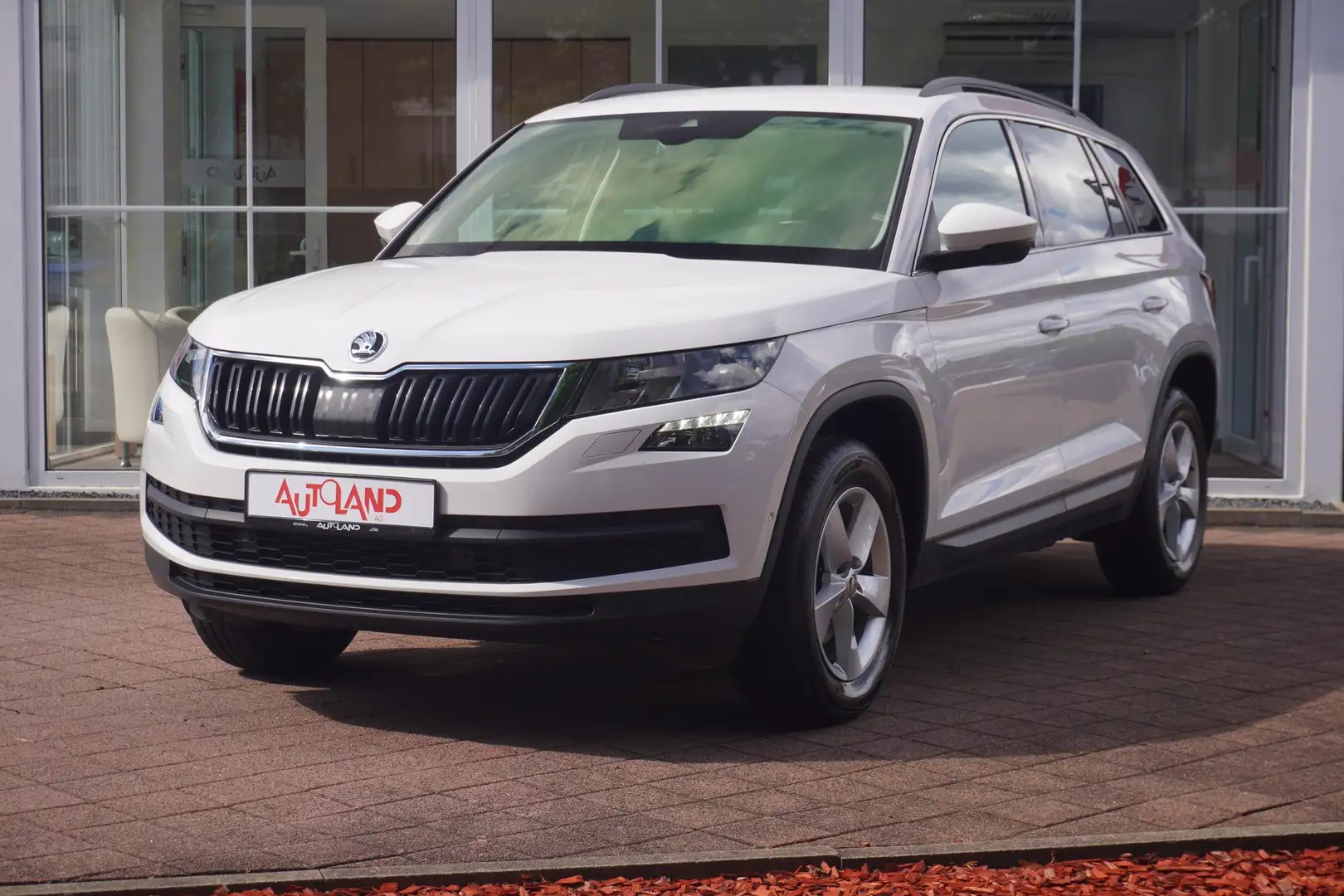Skoda Kodiaq 1.5 TSI Ambition Navi Sitzheizung AHK ACC Bianco - 2