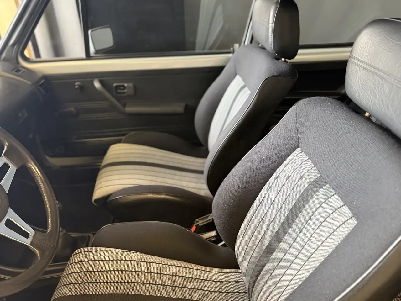 Volkswagen Golf GTI 3p 1.6 ASI Targa Oro, foto 11