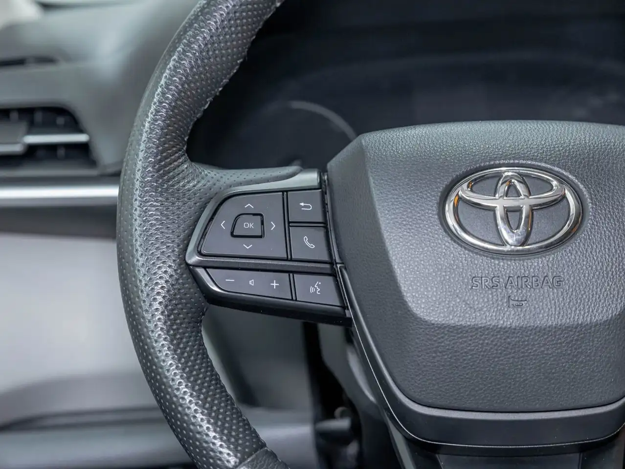 Toyota Sienna снимка Toyota Sienna