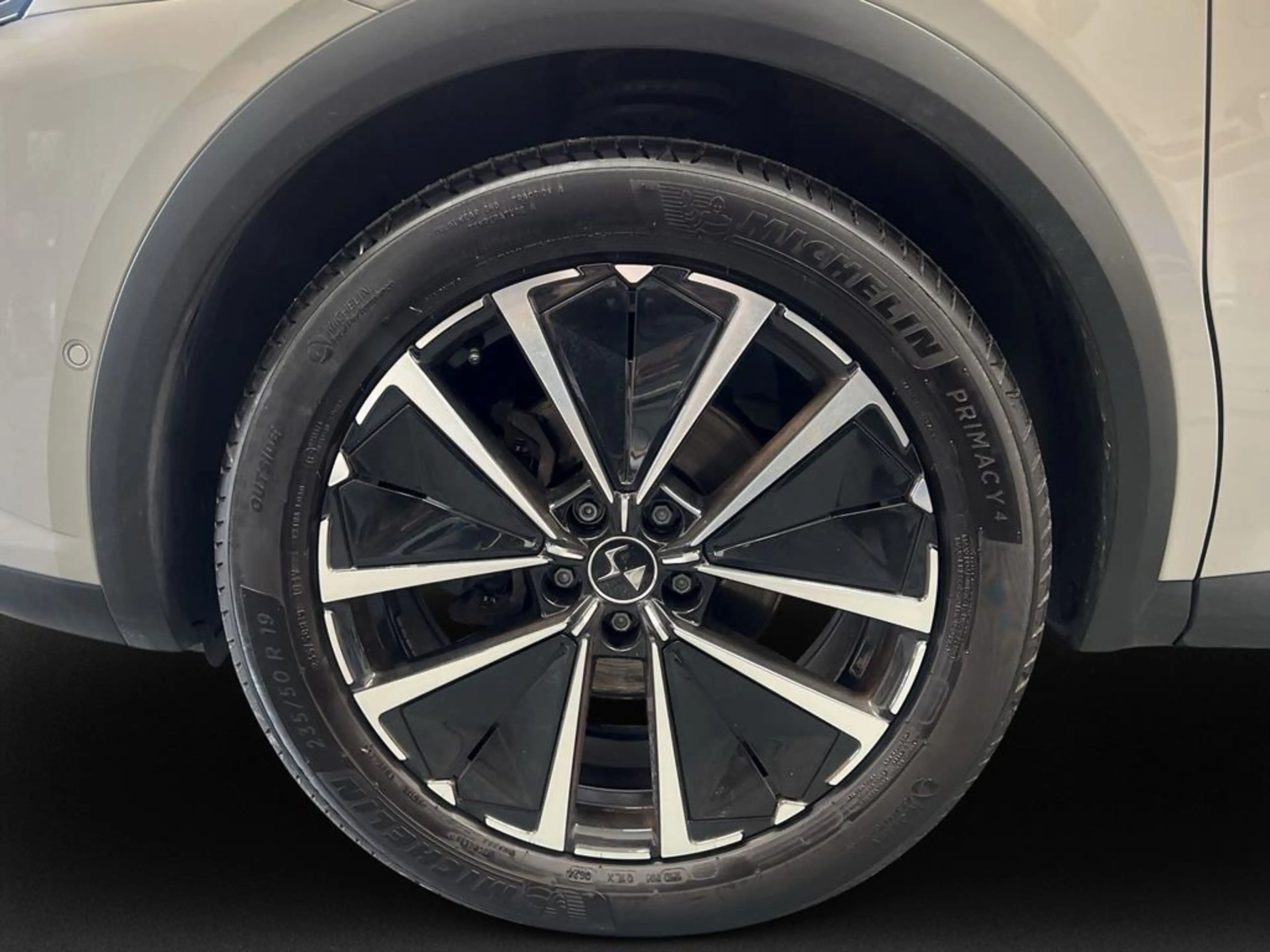DS Automobiles DS 7 Opera — photo 10