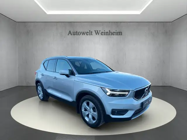 Volvo XC40 °MOMENTUM°AUT°LED°AHK°KAM°NAVI°SHZ°VIRTUAL°