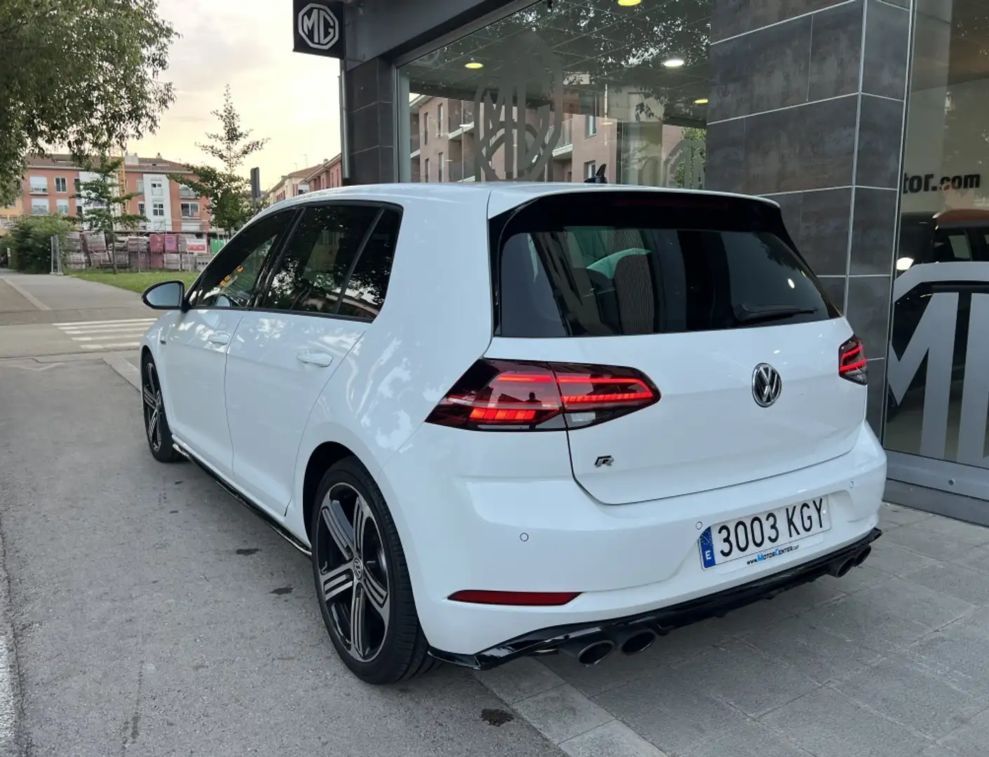 Volkswagen Golf 2.0 TSI R DSG7 228kW Blanco - 2