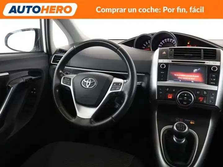 Toyota Corolla Verso 2015, foto 14