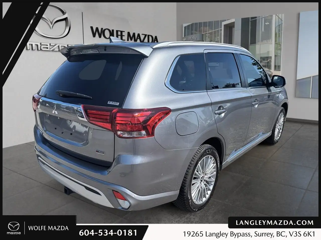 Mitsubishi Outlander снимка Mitsubishi Outlander