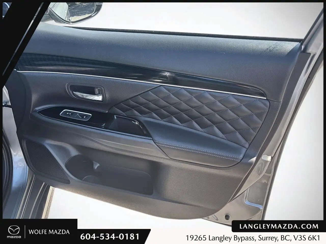 Mitsubishi Outlander снимка Mitsubishi Outlander