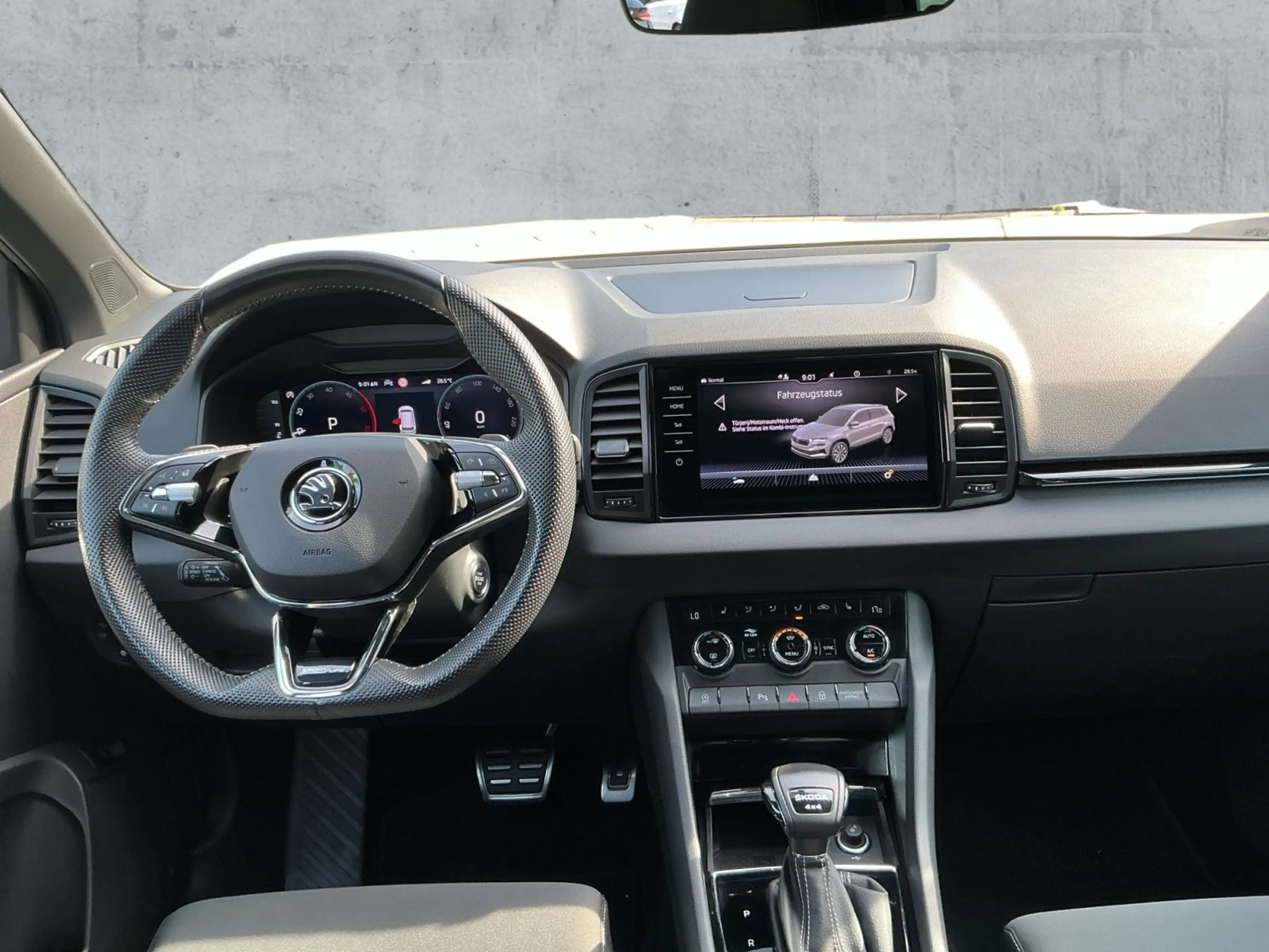 Skoda Karoq 2.0 TDI DSG SPORTLINE 4x4 LED+NAVI+AHK+ACC — photo 9