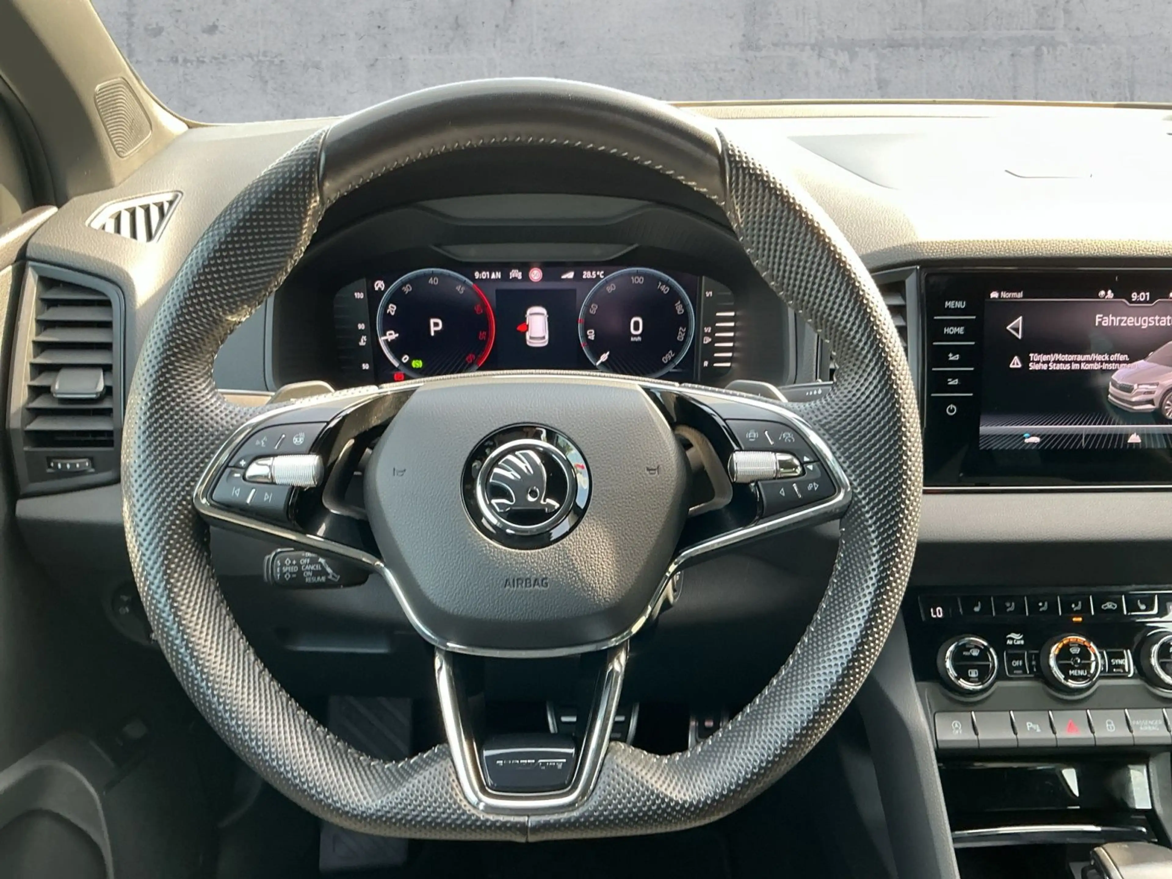 Skoda Karoq 2.0 TDI DSG SPORTLINE 4x4 LED+NAVI+AHK+ACC — photo 10