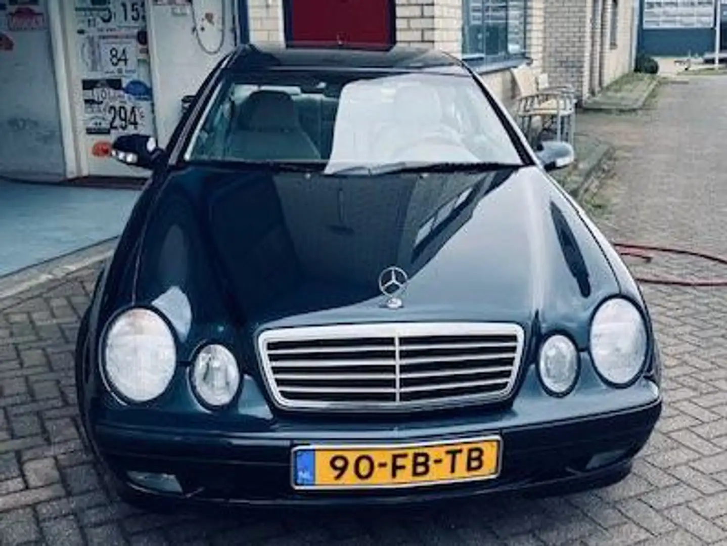 Mercedes-Benz CLK 200 Elegance - 1