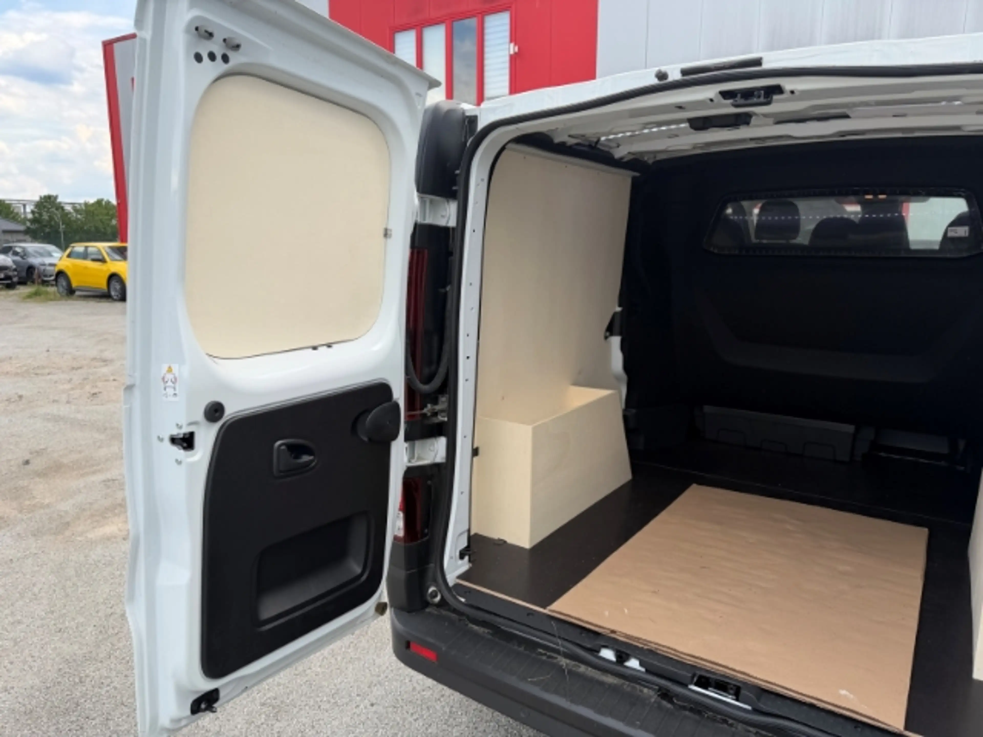Renault Trafic L2H1 DoKa 2.0 dCi Kamera+Klima+Laderaumverk. — photo 10