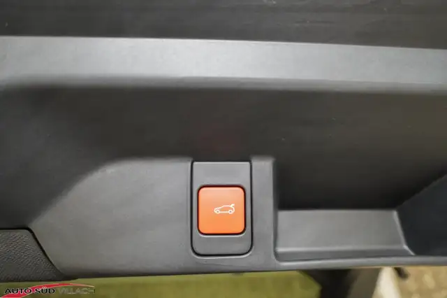 DS Automobiles N°8 FWD 230PS ÉTOILE Ansicht 25