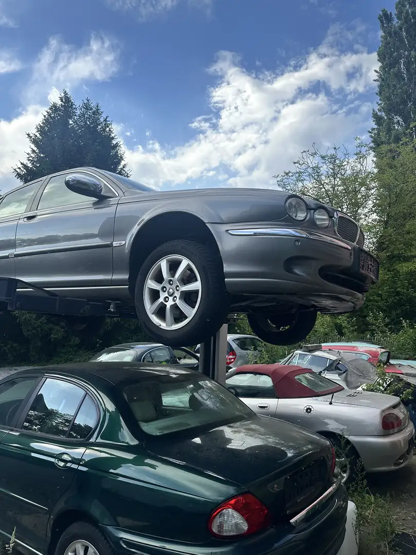 Jaguar X-Type - 2