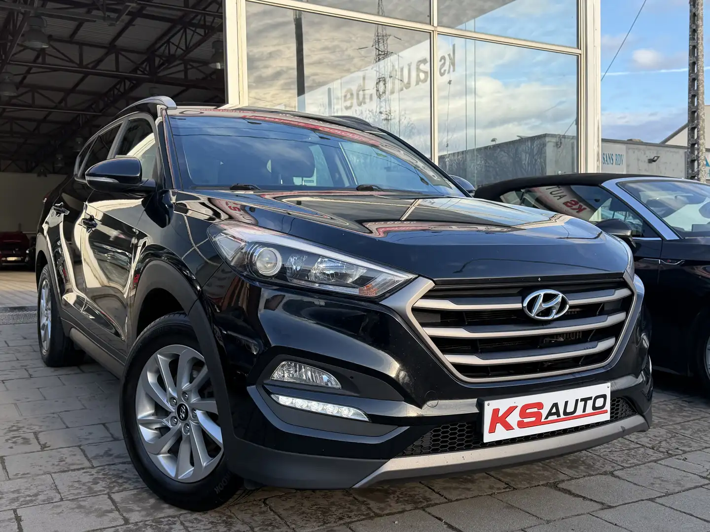 Hyundai TUCSON 1.7 CRDi 2WD Business Edition/248.596KM/EURO 6B Noir - 2