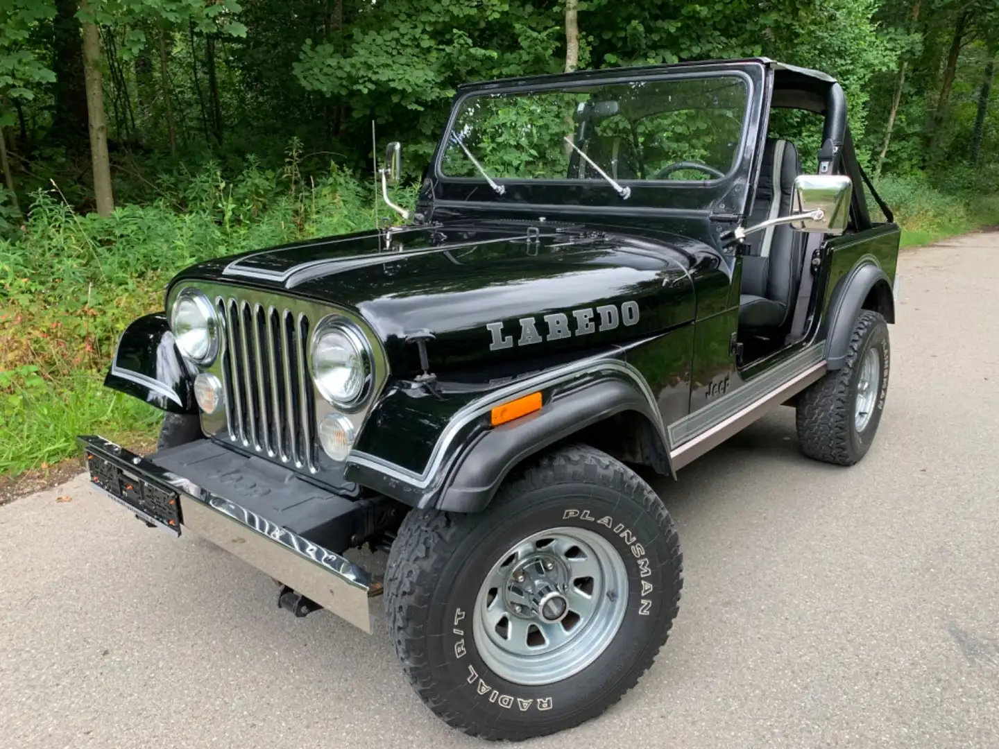 Jeep CJ-7 Laredo,Erstlack,94tmls,Klima,HT,Orig.-Zust.! Černá - 1