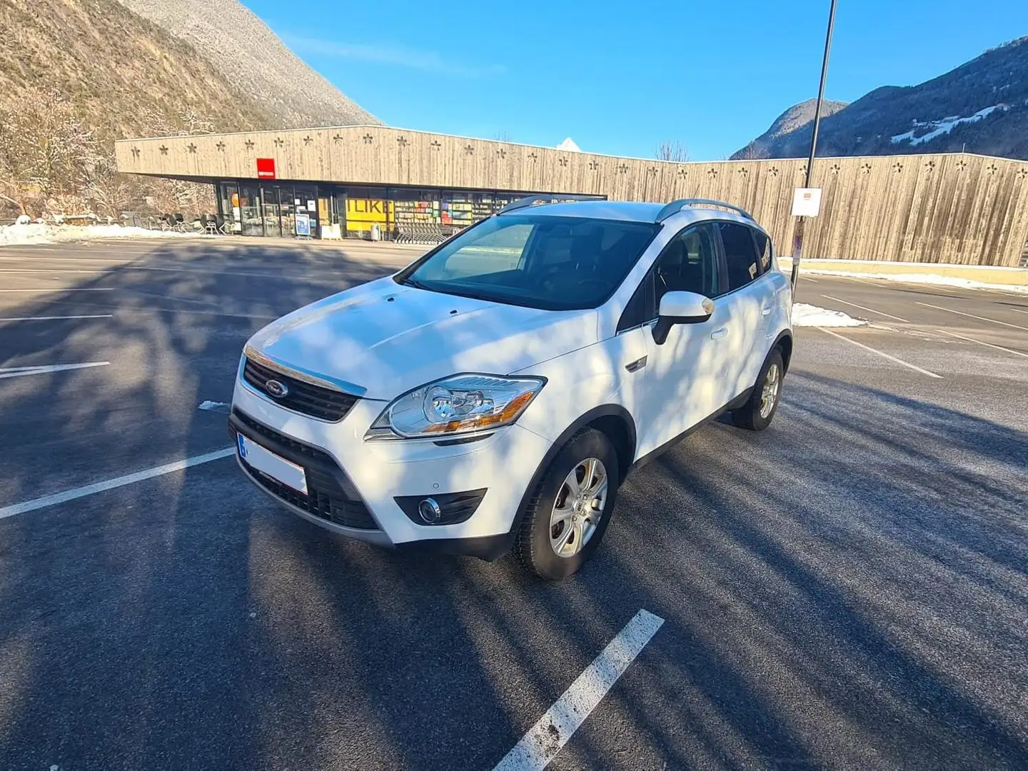 Ford Kuga Kuga 2,0 Trend 4x4 TDCI DPF Trend Weiß - 1