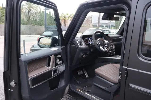 Mercedes-Benz G-Class view 15