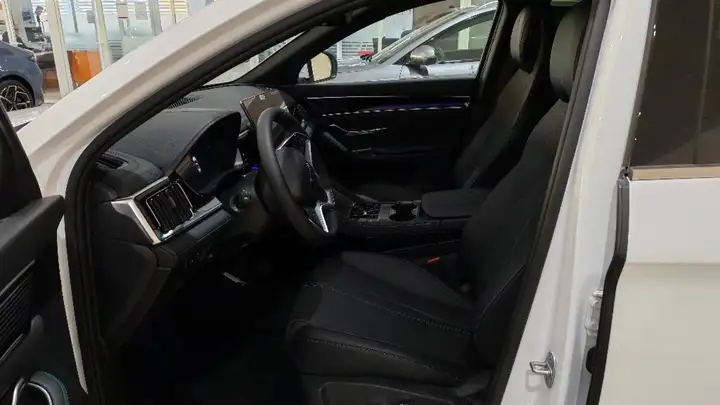 BYD Seal U 2026, foto 16