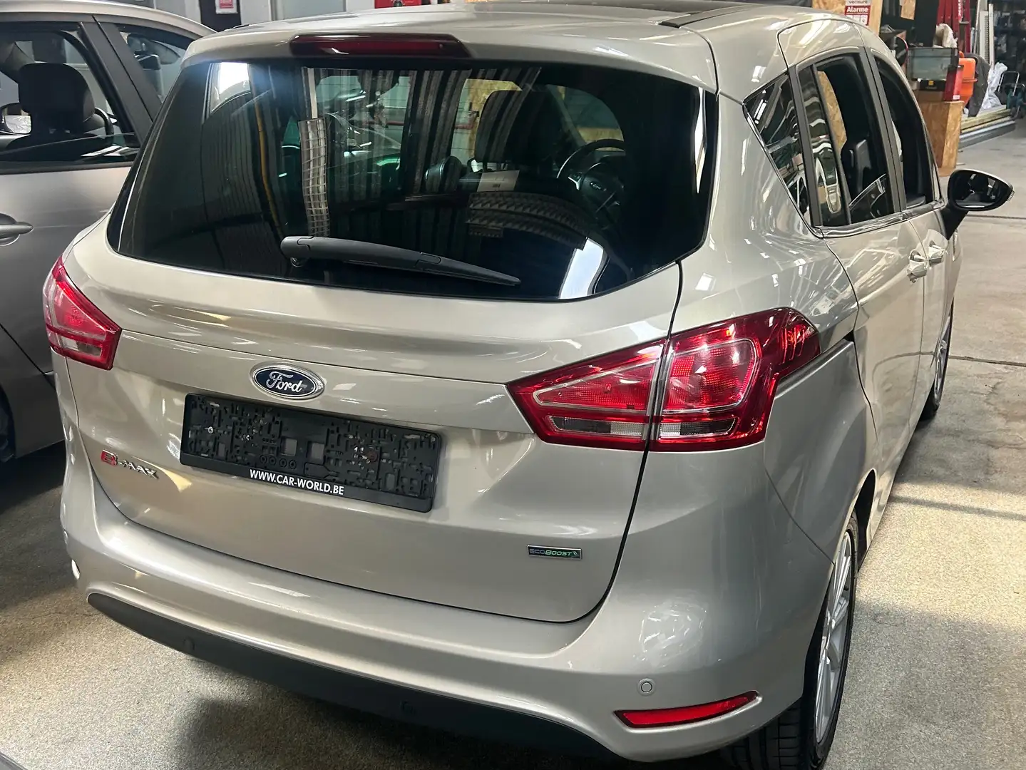 Ford B-Max B-Max 1.0 EcoBoost Titanium S Grijs - 2