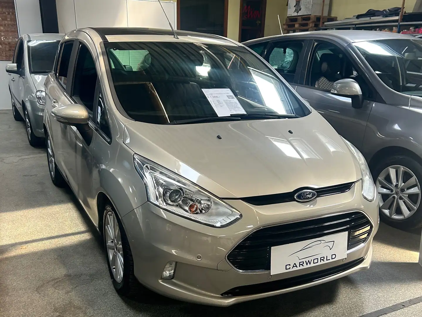 Ford B-Max B-Max 1.0 EcoBoost Titanium S Grijs - 1