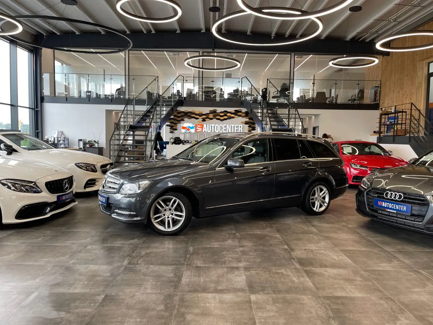 Mercedes-Benz C 250 T CDI BlueEfficiency 4Motion *Klima*Navi* Grau - 1