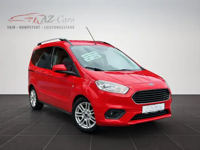 Ford Tourneo Courier Titanium *1.HAND*WINTERPAKET*
