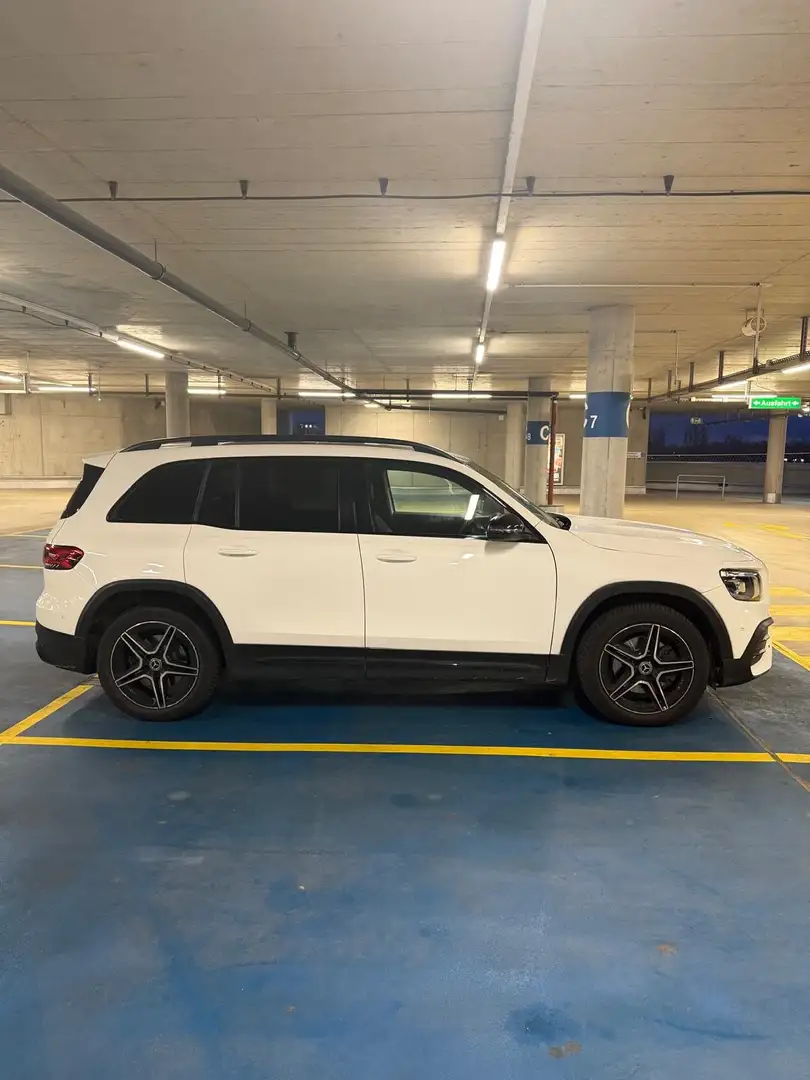 Mercedes-Benz GLB 220 220d 4MATIC Aut. AMG Line Anhängerkupplung Weiß - 2
